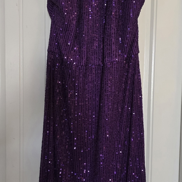 Toccin Sequin Dress (A RTR Dress) - Picture 4 of 6